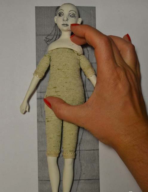кукла из полимерной глины готова